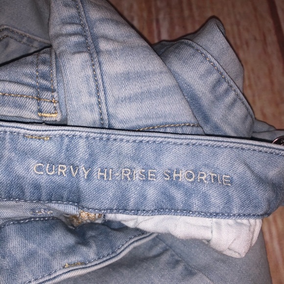 American Eagle curvy hi rise shortie size 6 - Picture 5 of 6